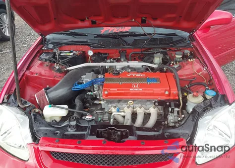 2000 Honda Civic Si/Sir from USA, damaged, VIN 1HGEM1152YL007733